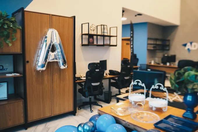 Escritório Advanced MKT